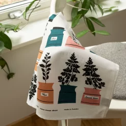 Perssons Kryddskåp Kitchen Towel, Green/Pink 6 Perssons Kryddskåp Kitchen Towel, Green/Pink -Textielwinkel almedahls persons spice cabinet kitchen towel 7 1