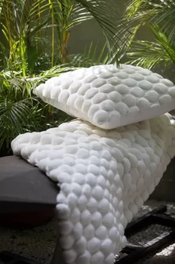 Egg Kussenhoes 50x50 Cm, Wit -Textielwinkel ceannis egg cushion cover 50x50 cm 30