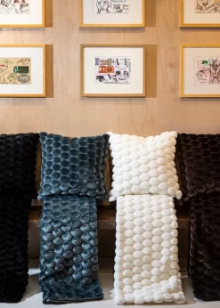 Egg Kussenhoes 50x50 Cm, Petrolblauw -Textielwinkel ceannis egg cushion cover 50x50 cm 36