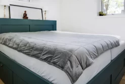 Minky Weighted Blanket 6 Kg, Grey 10 Minky Weighted Blanket 6 Kg, Grey -Textielwinkel cura of sweden minky weighted blanket 140x200 cm 18