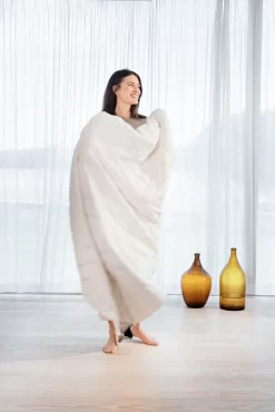 Pearl Down 10 Kg Zware Deken, 150x210 Cm, Wit -Textielwinkel cura of sweden pearl down zware deken 150x210 cm wit 35