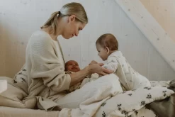 Blackberry Muslin Dekbedovertrekset,, 50x70 + 140x200 Cm -Textielwinkel garbo friends blackberry muslin dekbedovertrekset 7 2