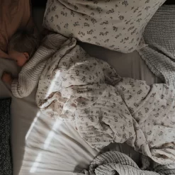 Clover Dekbedovertrekset Neteldoek 70x100 + 40x45 Cm, Baby -Textielwinkel garbo friends clover muslin bed set 70x100 cm 4 1