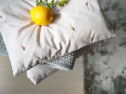 Lemon Bedset 70x80 + 28x35 Cm, Light Grey -Textielwinkel garbo friends lemon bedset light grey 10