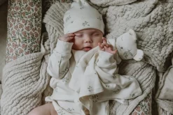 Swallows Knuffeldoekje -Textielwinkel garbo friends swallows knuffeldoekje 3