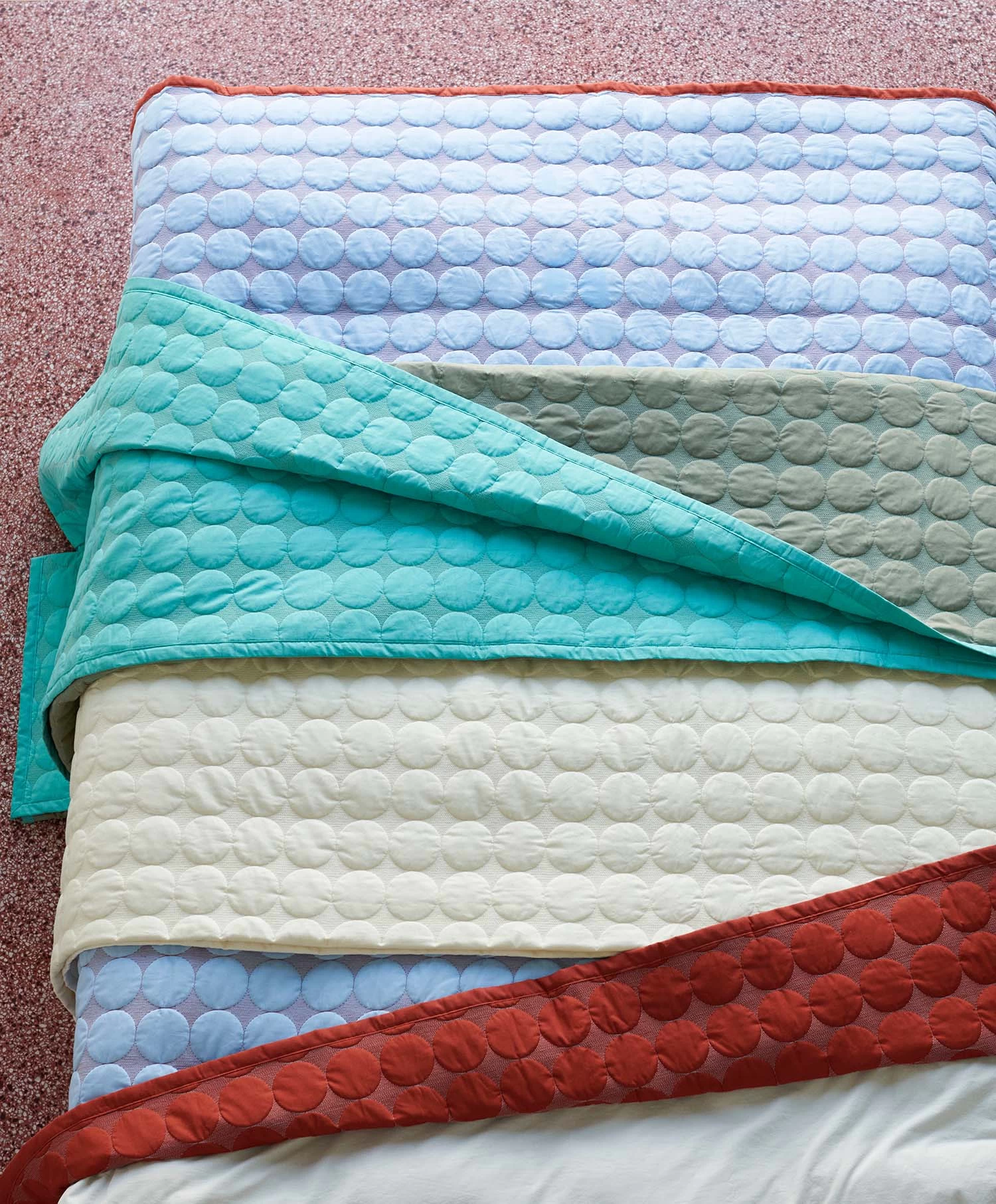 Hay Mega Dot Sprei 195x245 Cm, Lichtblauw 3 Hay Mega Dot Sprei 195x245 Cm, Lichtblauw - Afbeelding 3