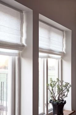 Ebba Roman Blind 150x180 Cm, White -Textielwinkel himla ebba roman blind white 10