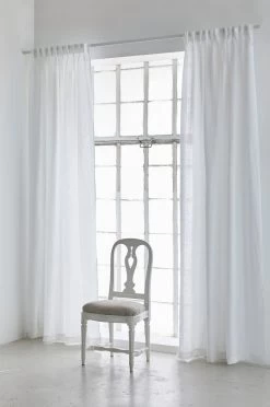 Twilight Gordijn 140x290 Cm, Wit -Textielwinkel himla twilight gordijn 140x290 cm 17