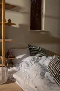 Juna Monochrome Lines Dekbedset 220x220 + 50x60 Cm, Blauw -Textielwinkel juna monochrome lines dekbedovertrekset lichtblauw wit 5