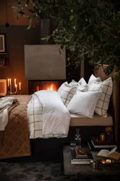 Lexington Checked Dekbedovertrek Off-white / Beige, 220x220 Cm 5 Lexington Checked Dekbedovertrek Off-white / Beige, 220x220 Cm -Textielwinkel lexington checked dekbedovertrek off white beige 3 1