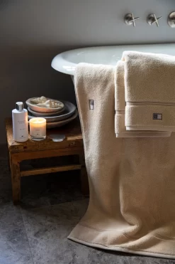 Lexington Hotel Towel 50x70, Beige/Beige -Textielwinkel lexington hotel towel beige beige 11 1