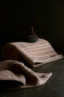 Devon Badhanddoek 100x150 Cm, Nude Pink -Textielwinkel mimou devon badhanddoek 100x150 cm 37