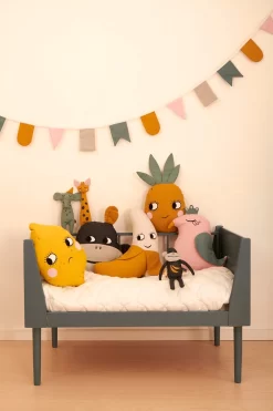 Roommate Pineapple Cushion -Textielwinkel roommate pineapple cushion 6