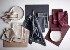 Beta Theedoek 50x70 Cm, Bordeaux -Textielwinkel rosendahl copenhagen beta theedoek 50x70 cm 35